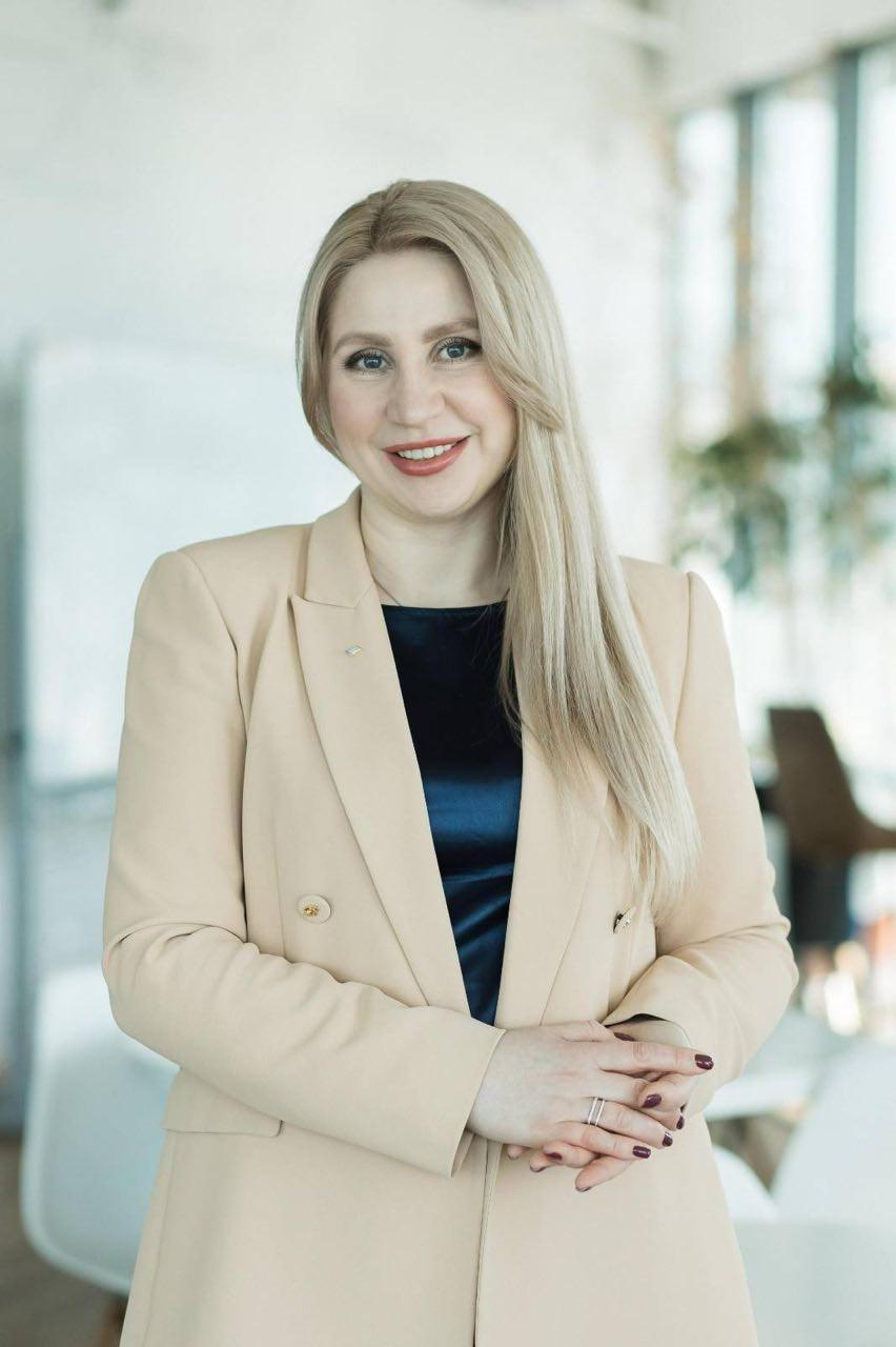 Ксенія Сухова, директорка ГО «Серце Азовсталі» розповыла про запуску програми посттравматичного зростання. Ксенія Сухова, директорка ГО «Серце Азовсталі» розповыла про запуску програми посттравматичного зростання.