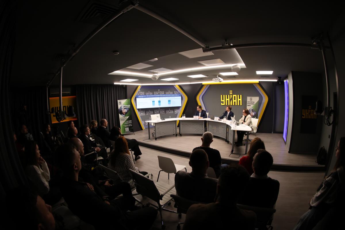 Большинство украинцев довольны сервисом микрокредитных организаций - исследование (видео) Большинство украинцев довольны сервисом микрокредитных организаций - исследование (видео)