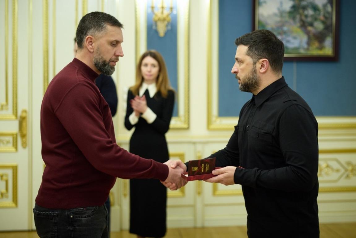 Президент відзначив державними нагородами енергетиків Президент відзначив державними нагородами енергетиків