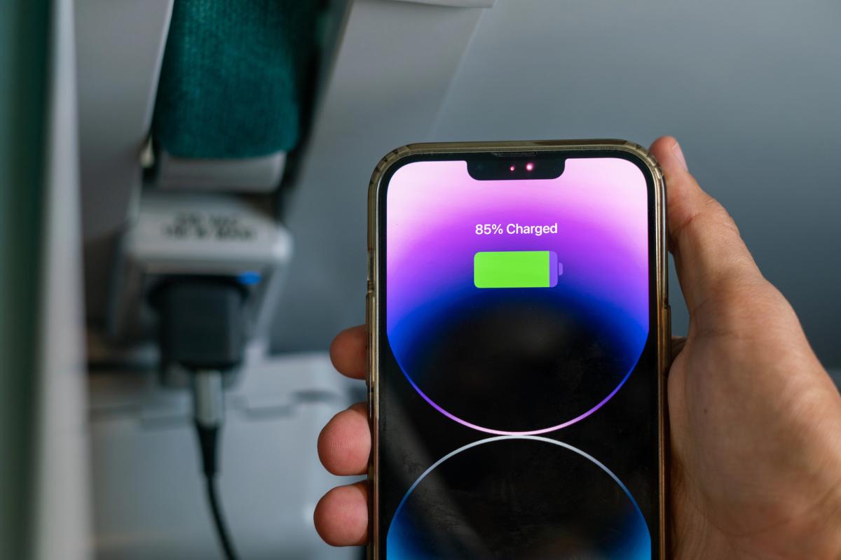 Пользователь увеличил автономность старого Айфона на 20%, переключив одну настройку Пользователь увеличил автономность старого Айфона на 20%, переключив одну настройку