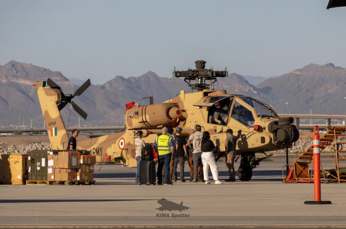 AH-64E Apache AH-64E Apache