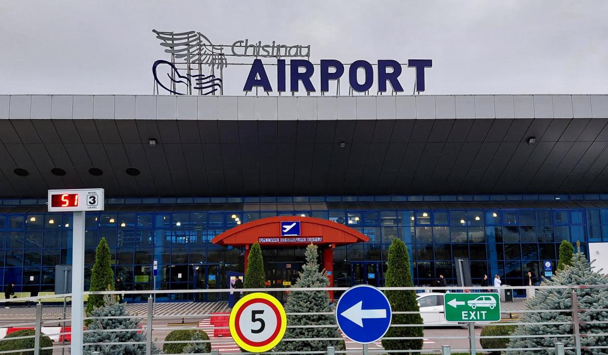 Аэропорт Кишинева сейчас пользуется большой популярностью среди украинцев / фото Марина Григоренко Аэропорт Кишинева сейчас пользуется большой популярностью среди украинцев / фото Марина Григоренко