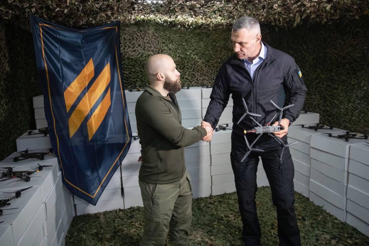 Кличко: Громада столицы отправила бойцам 3 армейского корпуса еще 3000 БпЛА