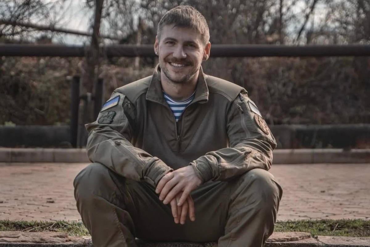 Валерій Маркус - військовий зіграв весілля