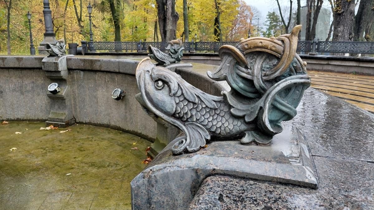 Фото Осенняя прогулка на Владимирской горке в Киеве 27 октября 2025