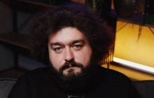Росіяни пошкодили квартиру відомого українського гумориста