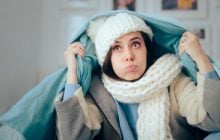 Как согреться дома, не повышая счет за отопление: полезные лайфхаки