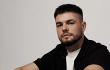 Известный украинский певец призвал запретить въезд артистам-"предателям"