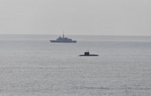 Поблизу Франції раптово сплив підводний човен РФ: він може запускати "Калібри"