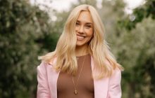 Даша Квіткова знову показалася в лікарні та налякала прихильників синцями (фото)