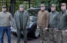 Палатний: 25-а бригада Нацгвардії отримала позашляховик від волонтерів "Української команди"