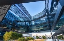 Инженеры из Кремниевой долины делают пластические операции, чтобы не потерять работу, - WSJ