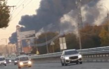 Крим весь ранок перебував під атакою БпЛА: у містах вибухи, горить нафтобаза (відео)