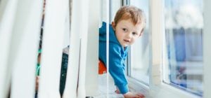 Чим заклеїти вікна і зберегти 55% тепла: спосіб, який спрацює навіть у старому будинку