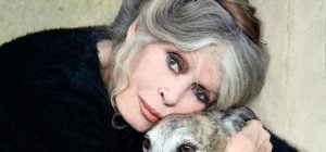 Бріжіт Бардо вийшла на зв'язок після того, як її "поховали" в мережі