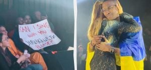 "Такі патріоти нам потрібні": Тіна Кароль розчулила до сліз фаната-іноземця (відео)