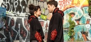 Жена звезды "Киев днем и ночью" призналась, ревнует ли его к партнершам на сцене