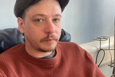 Всі були шоковані: британець захворів на рак молочної залози