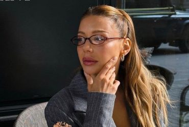 Тіна Кароль показала, як виглядала у 20 років: архівне фото вразило фанів