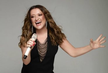 За що ви так?: Могилевську присоромили за носіння підробок (фото)