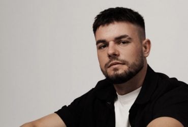 Відомий український співак закликав заборонити в’їзд артистам-зрадникам