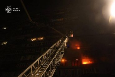 Атака РФ на Киев: значительные перебои со светом и транспортом, много пострадавших (фото)