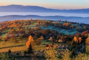 В Карпати восени: плюси і мінуси відпочинку в горах в міжсезоння