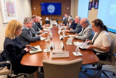 У США українська делегація зустрілася з Келлогом