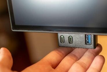 13 несподіваних гаджетів, які можна під'єднати до USB-порту монітора комп'ютера
