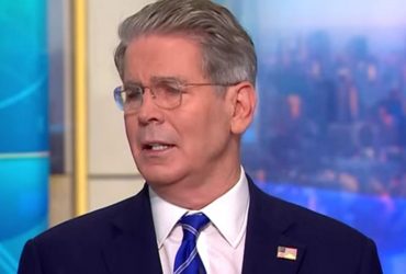 Бессент пояснив, чому Трамп ввів перші санкціі проти РФ з моменту повернення в Білий дім