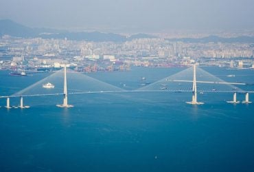 Как строят мосты на воде, под водой и над пропастью: как инженеры добиваются невозможного