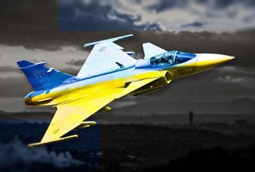 Ангари в лісі біля траси Київ-Чоп: експерт оцінив можливість складання Gripen в Україні