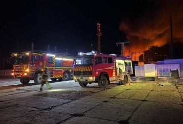 Ворог атакував енергетику і транспорт Одещини: люди залишились без світла, є поранений