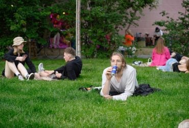 Школьники и молодежь хорошо знают украинский, но пользуются им в быту все меньше, - МОН