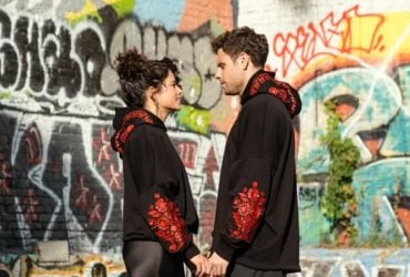 Жена звезды Киев днем и ночью призналась, ревнует ли его к партнершам на сцене