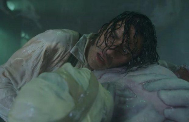 Netflix впервые показал монстра в исполнении Джейкоба Элорди в трейлере "Франкенштейна"