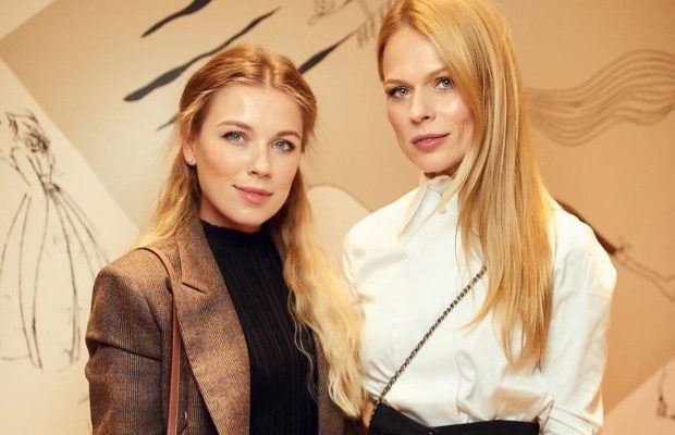 Оля Фреймут вийшла на зв'язок та показалася з рідною сестрою (фото)