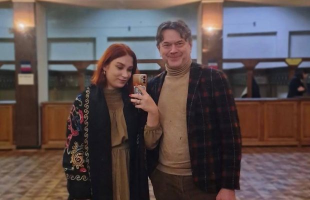 Остап Ступка розповів, з чого почався його роман з молодшою на 35 років обраницею