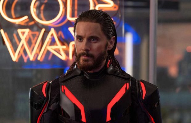 "Трон: Арес" с вечно молодым Джередом Лето: обзор третьей части культовой киберфраншизы