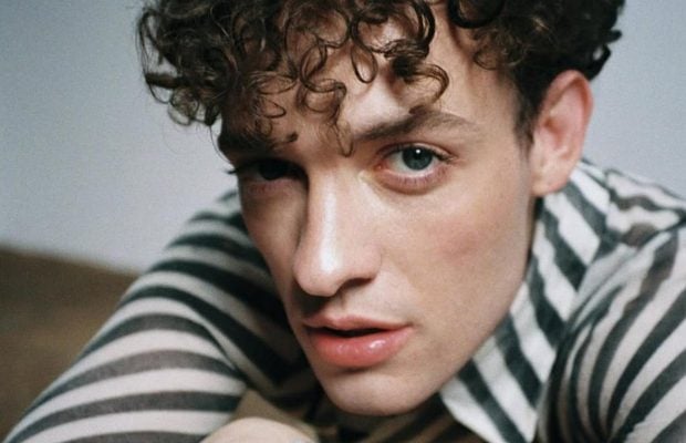 Швейцарський співак Nemo потрапив під обстріл у Києві та показав, як ховався (фото)