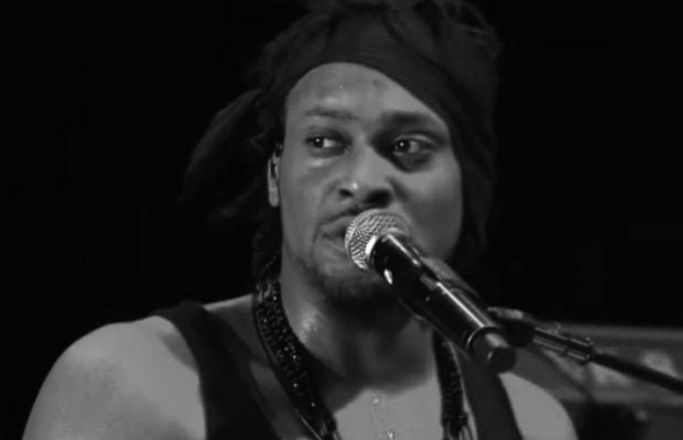 Умер известный американский певец D'Angelo