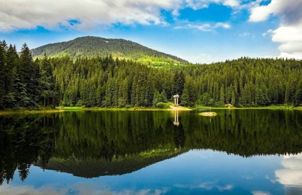 Два украинских села попали в список лучших в мире (фото)