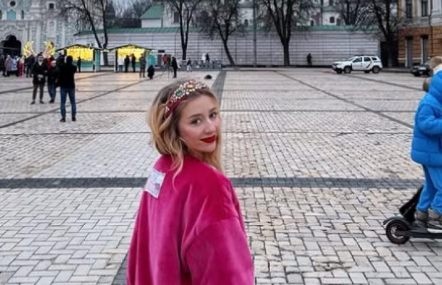 Известная певица поспорила с таксистом из-за русской музыки (видео)