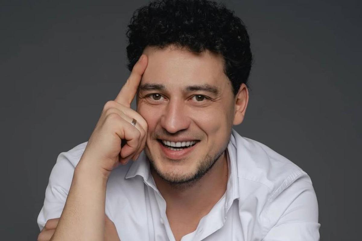 Il conduttore televisivo ucraino Evgenij in attesa del secondo figlio: una nuova gioia per la famiglia