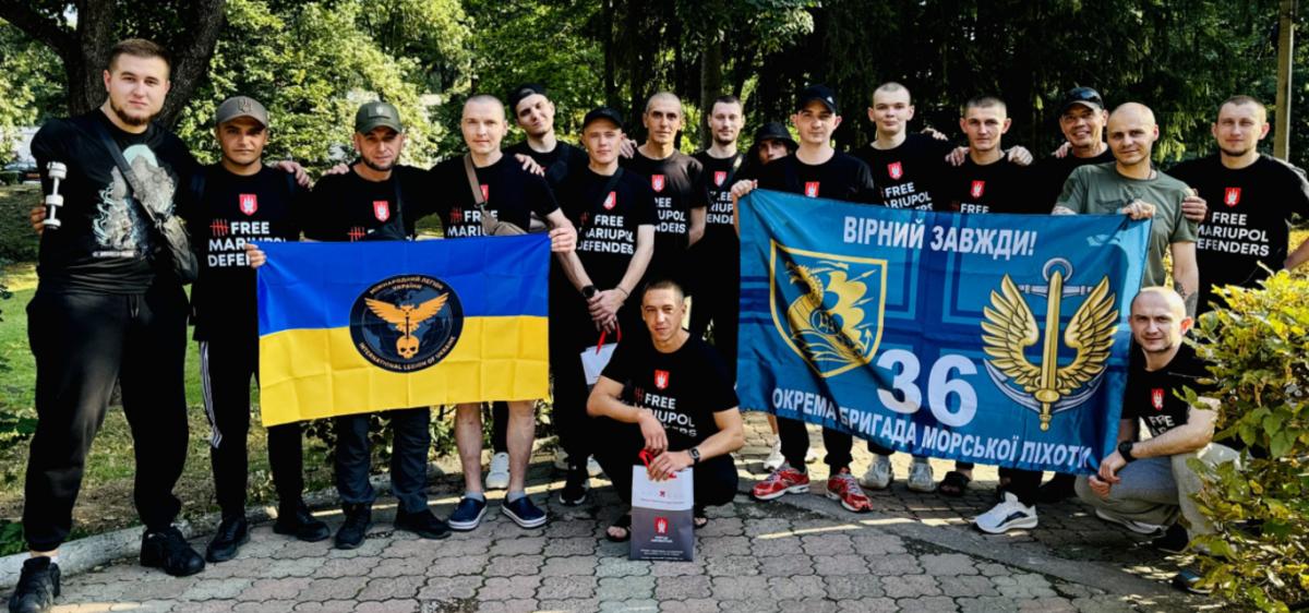 Veterani di guerra come mentori: il progetto di aiuto psicologico "uguale per uguale" per i reduci di Mariupol