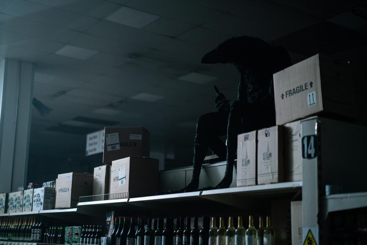 Кадр з фільму "Чорне пір'я" / фото Arthouse Traffic Кадр з фільму "Чорне пір'я" / фото Arthouse Traffic