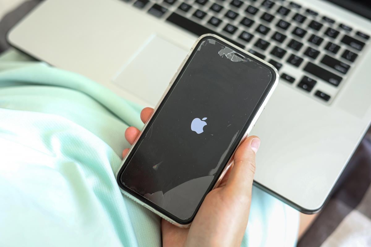 Как избавиться от царапин на экране iPhone: советы и методы / фото ua.depositphotos Как избавиться от царапин на экране iPhone: советы и методы / фото ua.depositphotos