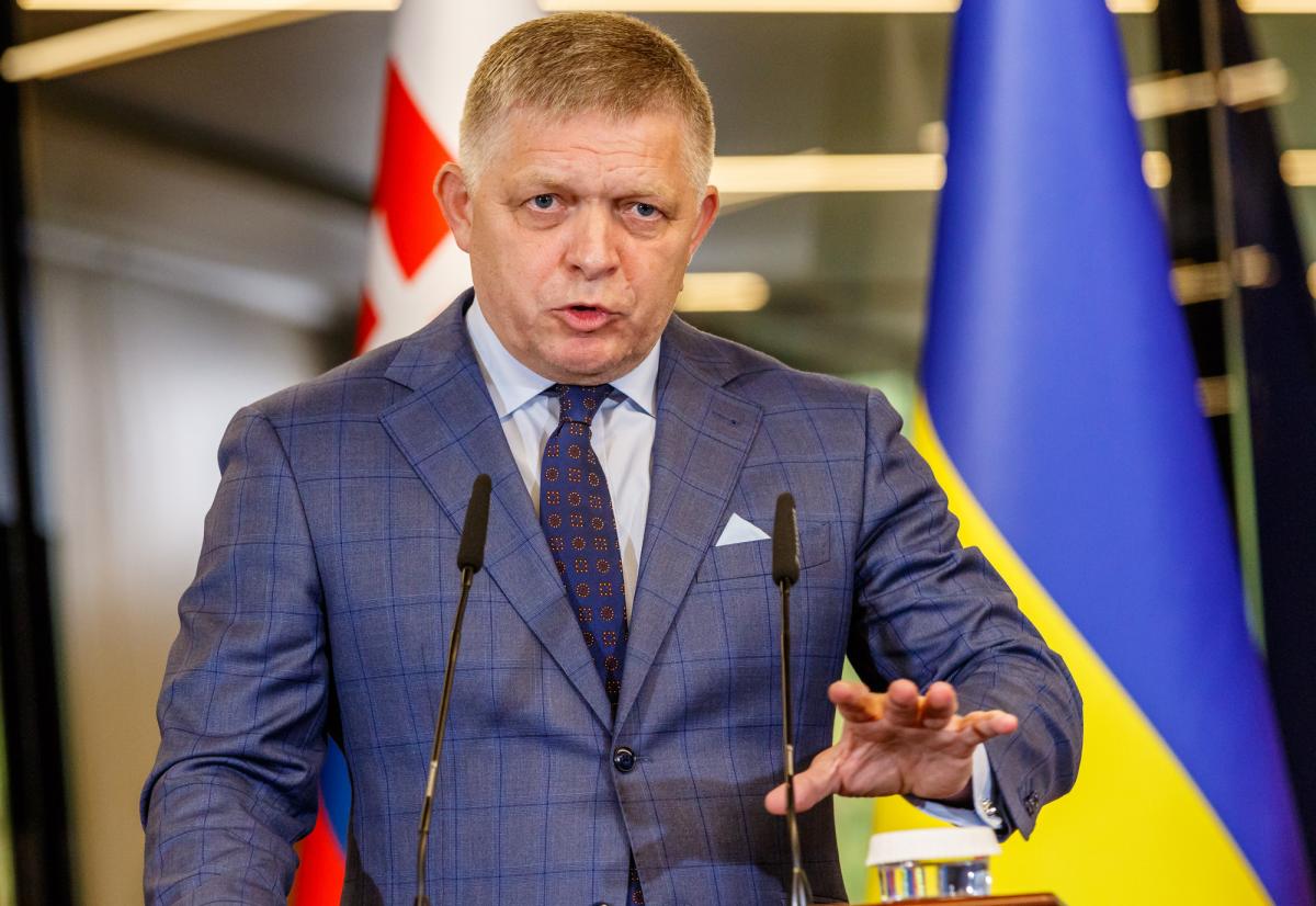 'Ми стоїмо перед смертельною небезпекою': Фіцо зробив скандальну заяву про Україну 'Ми стоїмо перед смертельною небезпекою': Фіцо зробив скандальну заяву про Україну