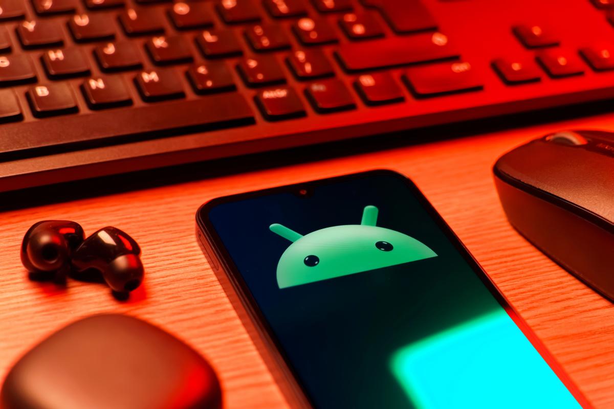 Как перенести фото с телефона на компьютер Windows: простые шаги для пользователей / фото ua.depositphotos.com
