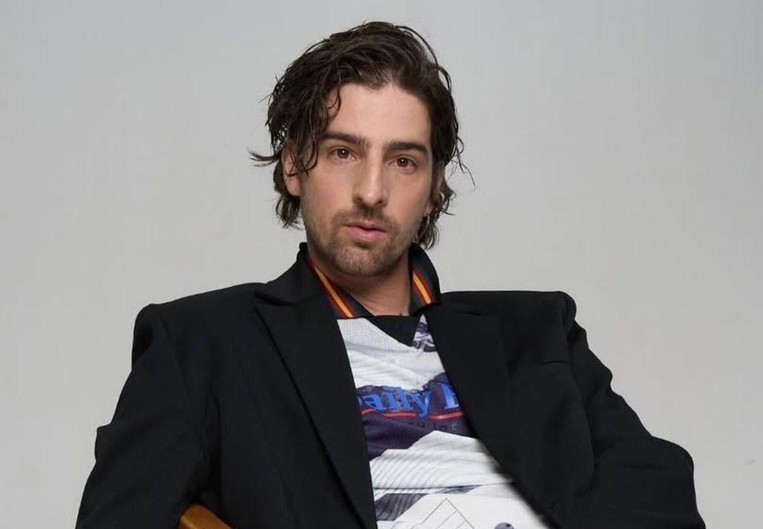 Володимир Дантес розповів про перший досвід стосунків/ фото instagram.com/volodymyrdantes